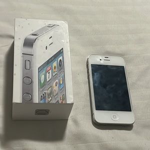 Genuine iPhone 4s (White) 16 GB (Sprint) With ORIGINAL BOX AND ACCESSORIES